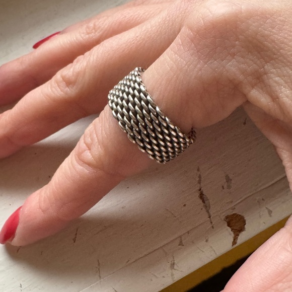 Tiffany & Co. Somerset Mesh Ring sz 7.25 - Picture 4 of 4
